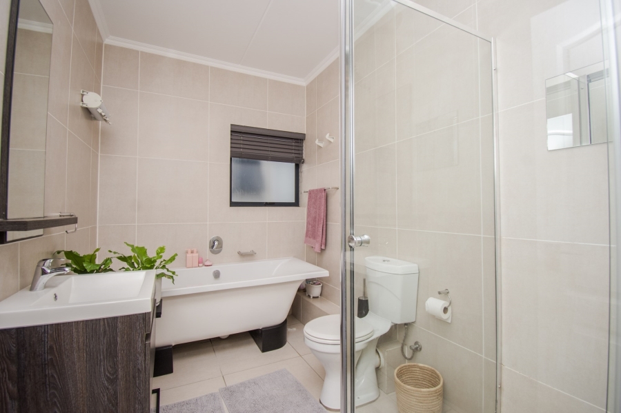 3 Bedroom Property for Sale in De Velde Western Cape